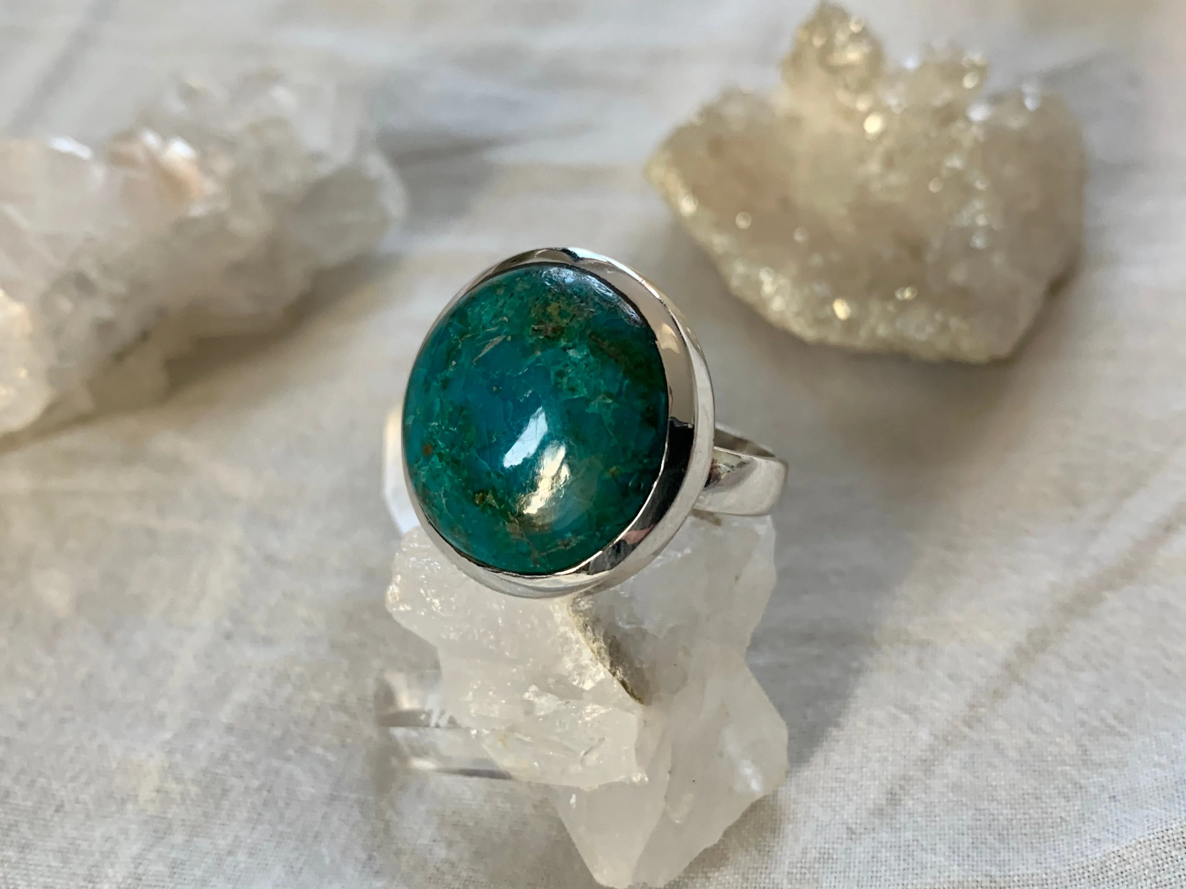 Chrysocolla Akoni Ring - Medium Round - US 9 (One of a kind)