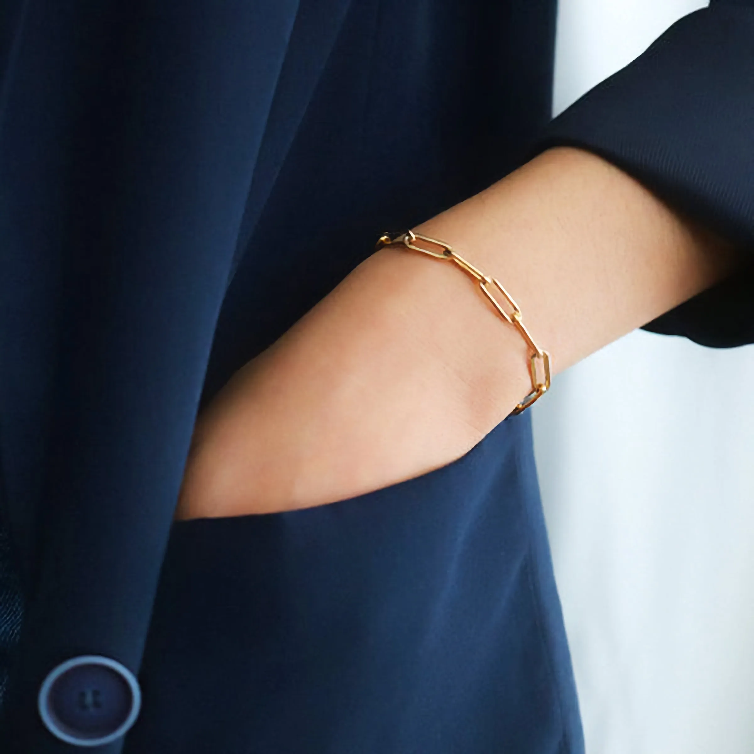 Eloise Gold Paperclip Bracelet