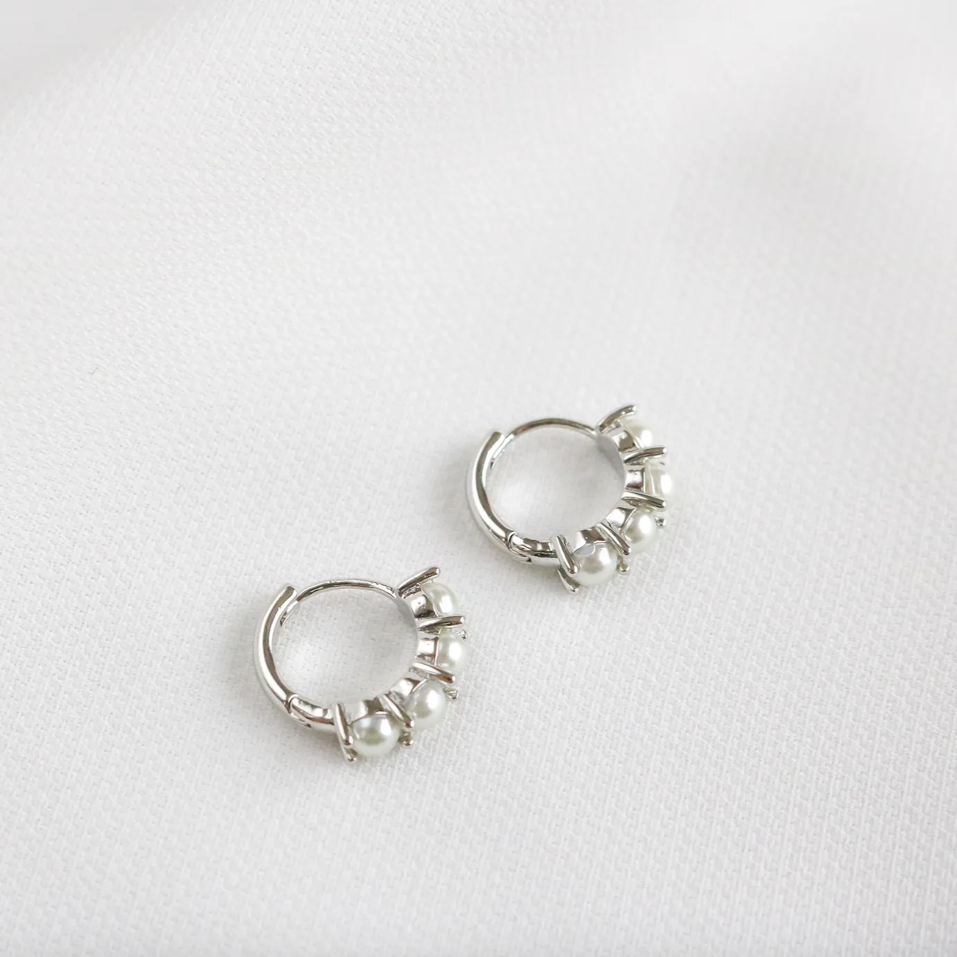 Heloise Pearl Hoop Earrings