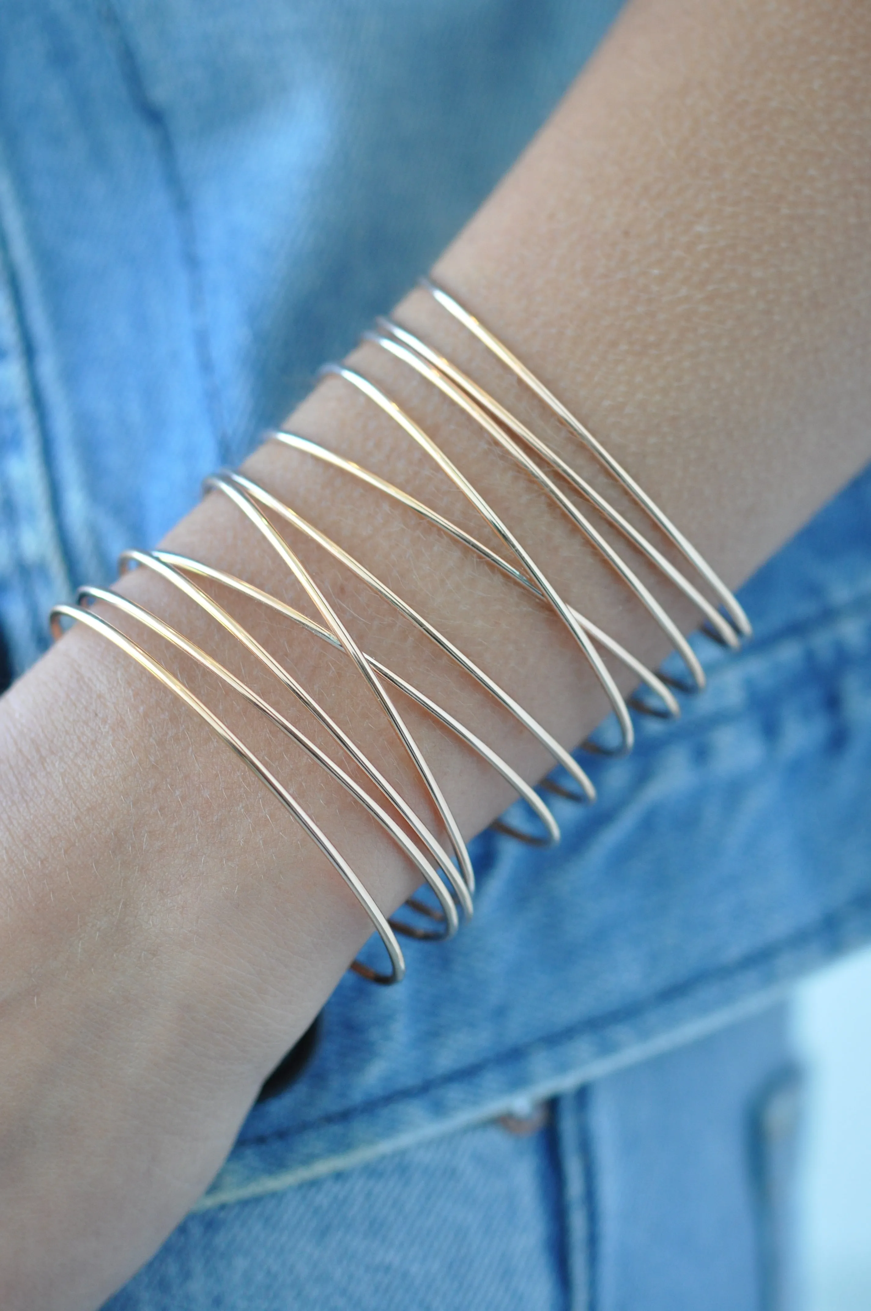 KAYLEE FLOATING WRAPPED CUFF BRACELET - MED