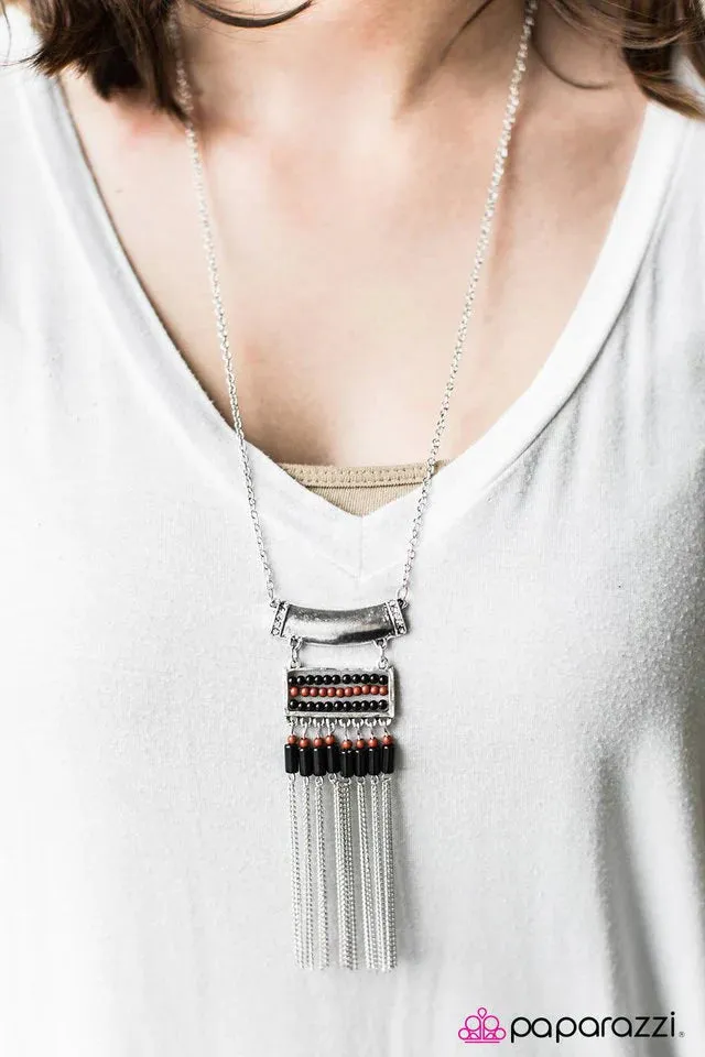 Paparazzi Necklace ~ Canyon Winds - Black