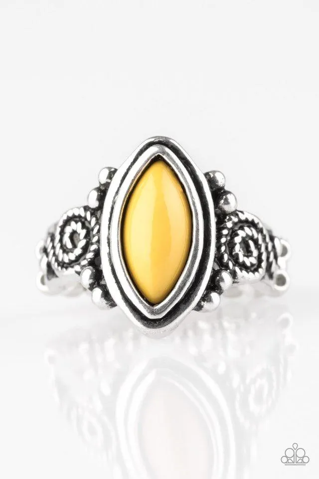 Paparazzi Ring ~ ZOO Hot To Handle - Yellow