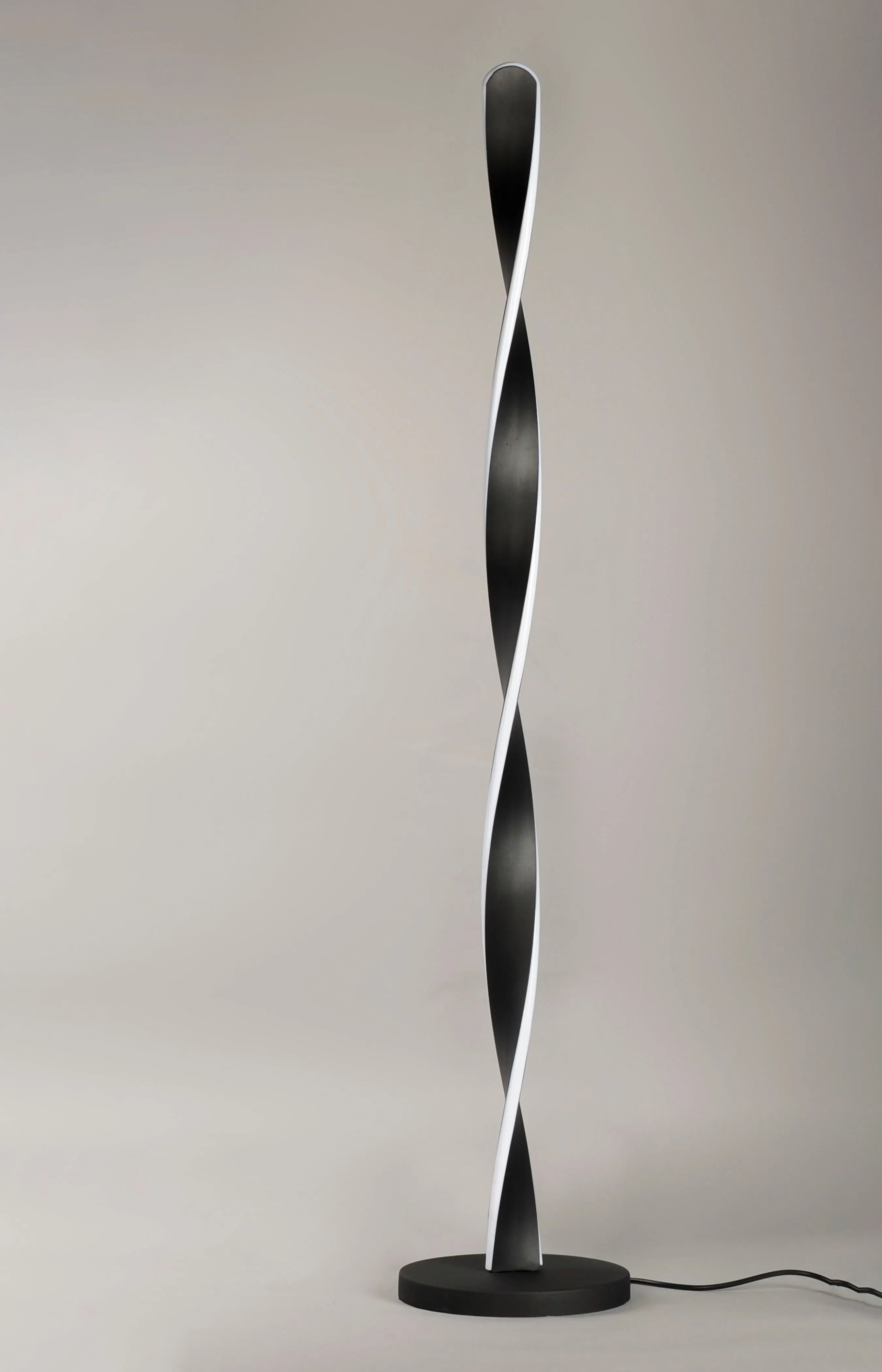 Pirouette LED Floor Lamp