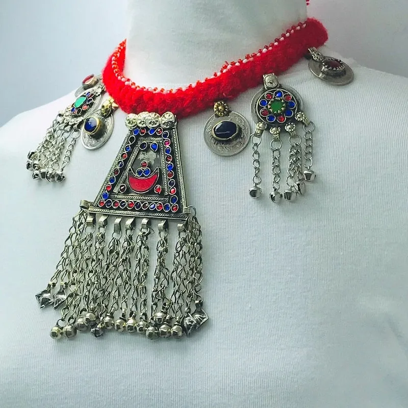 Red Kuchi Choker Necklace With Massive Pendant