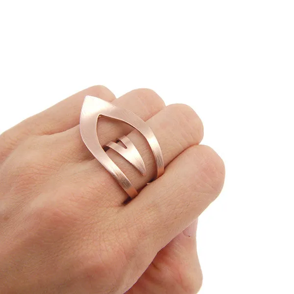 Sharp Leaf Outline Rose Gold Sterling Silver Ring