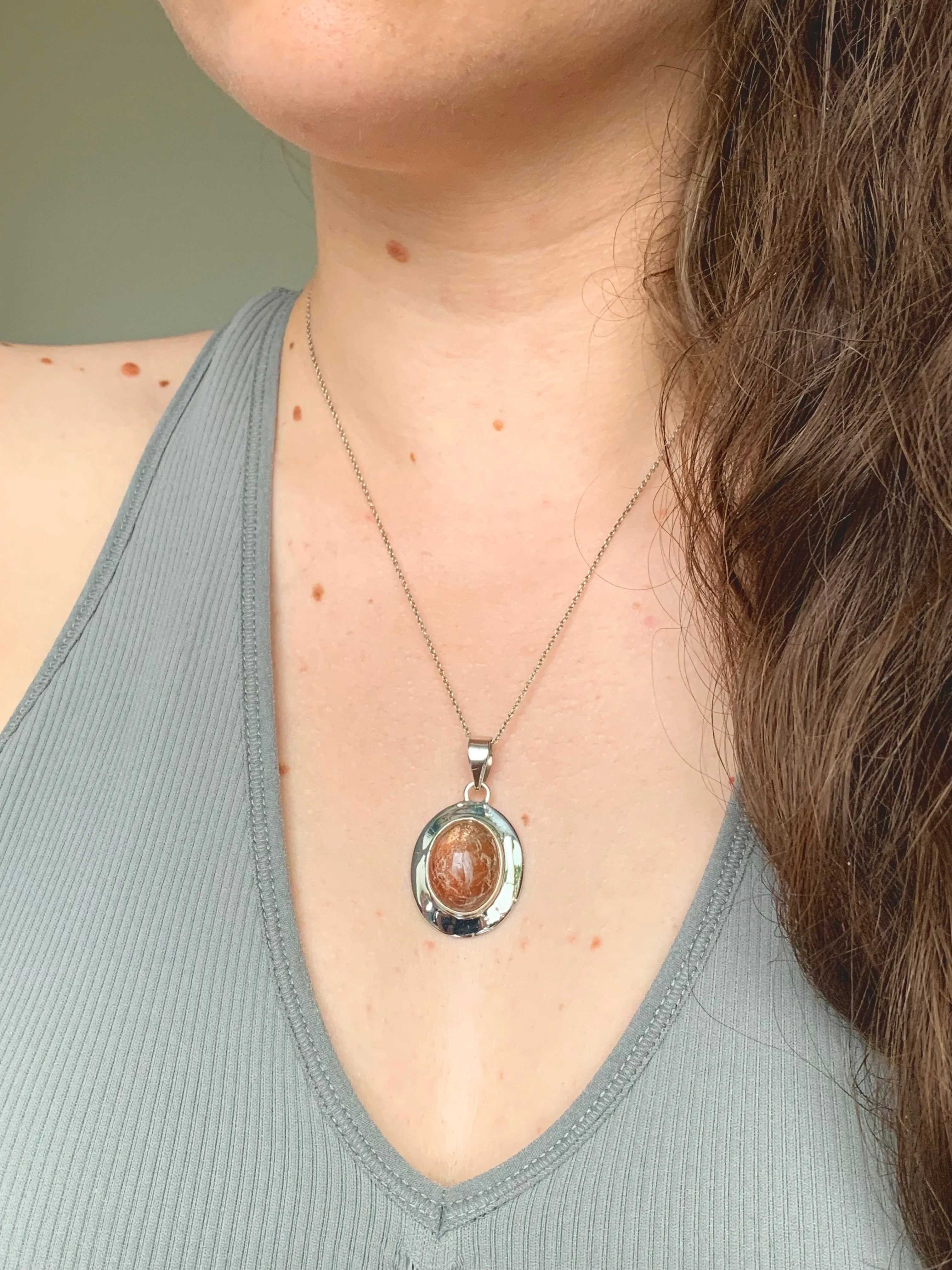 Sunstone Medea Pendant - Medium Oval