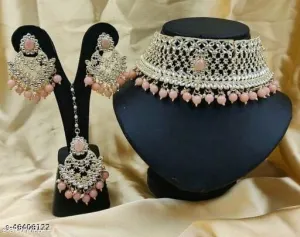 Trendy jewellery Set