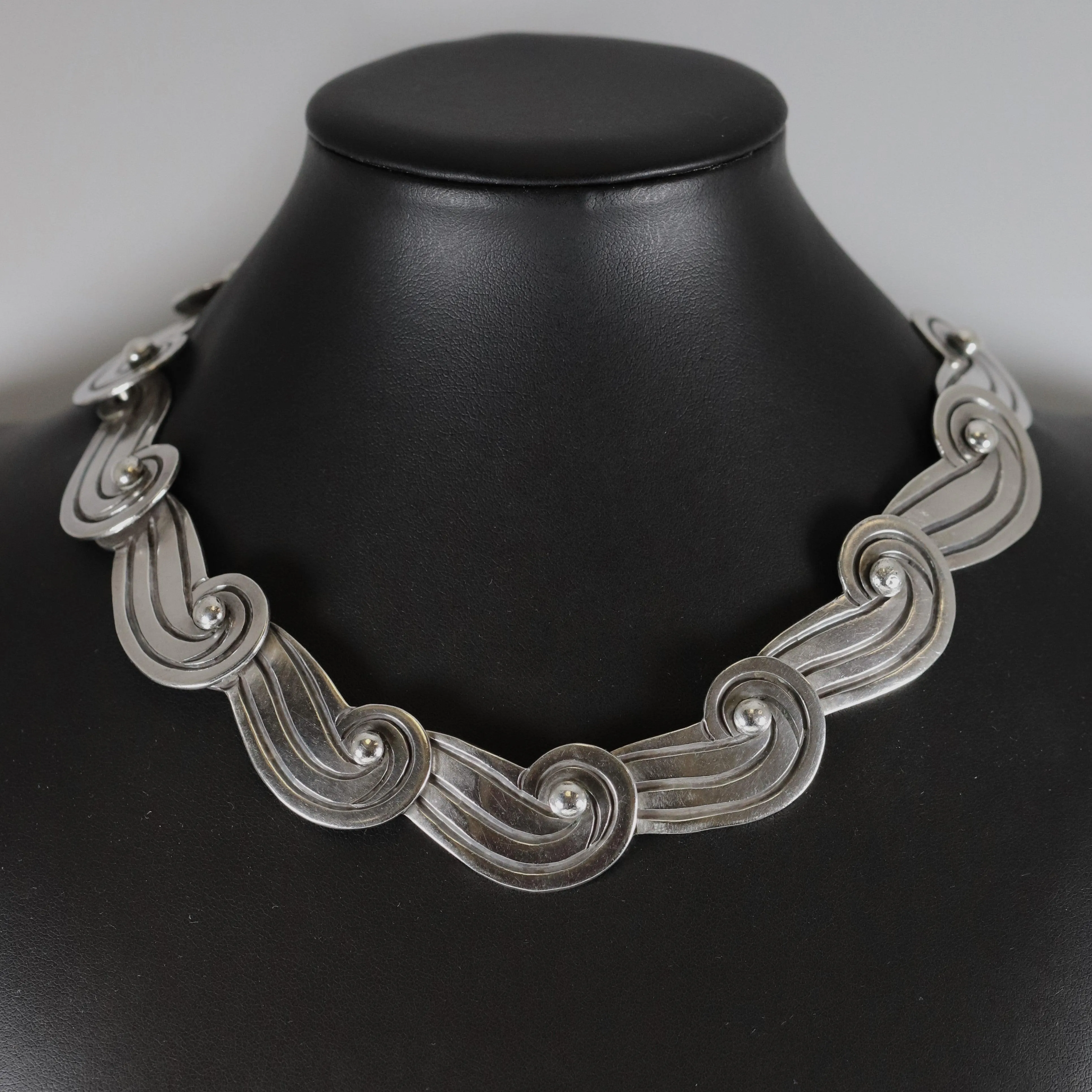 Vintage Los Castillo Taxco Mexican Jewelry | Swirl Panel Linked Necklace