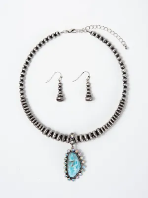 Viviana Western Beaded Stone Pendant Collar Necklace